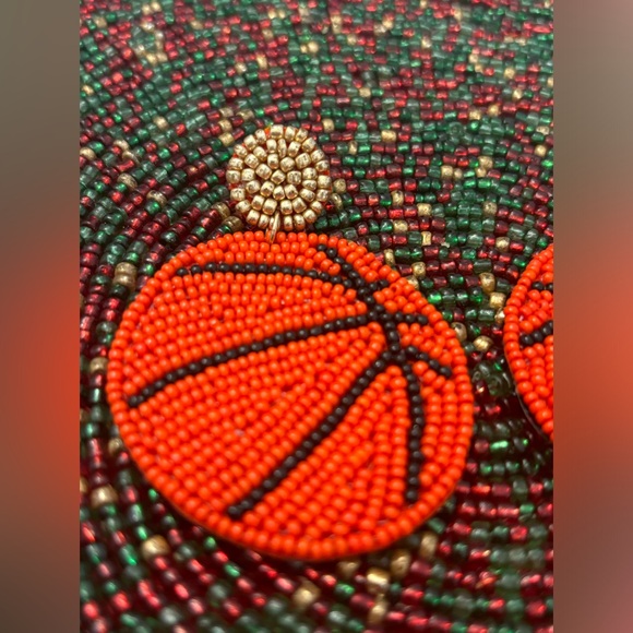 🩵BASKETBALL BEADED EARRINGS🩵 - Picture 5 of 7